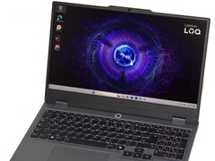De Nvidia GeForce RTX 5050 laptop GPU zal zijn weg vinden naar voordelige gaming laptops zoals de Lenovo LOQ die hier is afgebeeld. (Afbeeldingsbron: Notebookcheck)