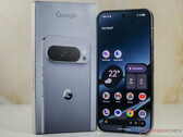 De Pixel 10 Pro XL maakte indruk tijdens onze recente review. (Afbeeldingsbron: Notebookcheck)