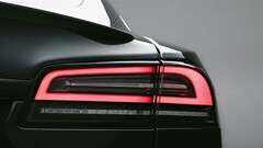 De Model S in de nieuwe gratis kleur Stealth Grey (afbeelding: Tesla)