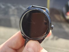 Huawei Watch Buds met AOD