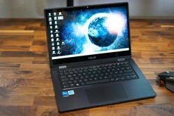 In review: Asus BR1402FG. Testapparaat geleverd door Asus