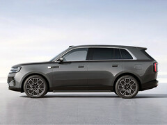 De Skynomad N90 SUV