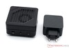 Minisforum Mercury-serie EM780 met voedingsadapter