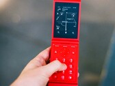 De Light Flip beschikt over een minimalistische, op tekst gebaseerde gebruikersinterface.