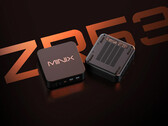 De ZR535 wordt aangedreven door de onlangs geïntroduceerde, maar inmiddels verouderde Ryzen 5 3501U. Afbeelding: een promotiefoto waarop de boven- en onderkant van de mini-pc te zien zijn.