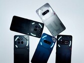 De afgebeelde Nothing Phone (3a)-serie wordt aangeboden in grijs, zwart, wit en blauw