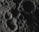 De Shackleton-krater op de zuidpool van de Maan (Afbeeldingsbron: NASA; bijgesneden)