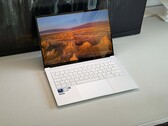 Recensie van de Asus ZenBook S14 2026-laptop – Helderder OLED-scherm, maar een trage Panther Lake iGPU