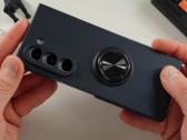 Een Galaxy Z Fold5 in een Fold6-behuizing. (Bron: Jeff Springer via YouTube)