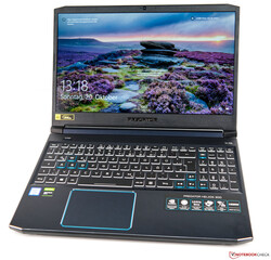 Getest: de Acer Predator Helios 300 PH315 laptop. Testtoestel voorzien door notebooksbilliger.de.