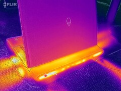 Alienware 16 Area-51 temperatuurkaart bij het wrijven van Cyberpunk 2077 in de modus Overdrive