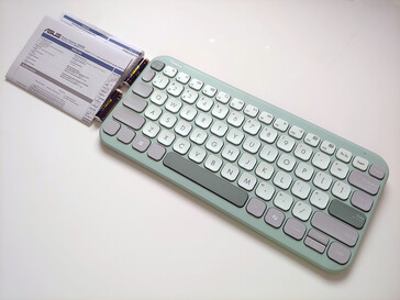 Inhoud van de verpakking. (Afbeeldingsbron: Notebookcheck)