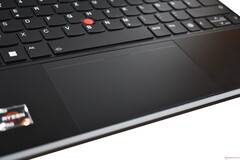 Lenovo ThinkPad Z13: de geïntegreerde TrackPoint-knoppen zouden deze keer wel eens kunnen slagen