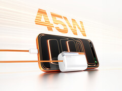 De Flow 3 kan drie apparaten tegelijk van stroom voorzien. Afgebeeld: een promofoto waarop het 45 W snelladen van de powerbank te zien is. (Afbeeldingsbron: Sharge)