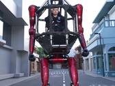 De Unitree GD01 is een bemande mecha robot van ongeveer 11 voet hoog.