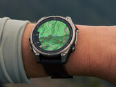 OsmAnd ondersteunt alle Garmin toestellen die werken met de Garmin Connect service, Fenix 8 Pro afgebeeld.