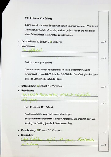 De CZUR ET Max herkent en scant snel en eenvoudig documenten op DIN A4-formaat