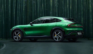 De Xiaomi YU7 is groter dan de Tesla Model Y en heeft een grotere batterij.