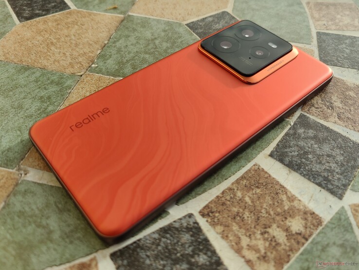 Realme GT7 Pro test smartphone (Foto bron: Marcus Herbrich)