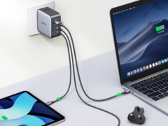 De UGREEN 65W USB-C Charger US/UK/EU Plug for Travel is afgeprijsd bij Amazon. (Beeldbron: UGREEN)