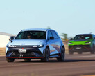 De Hyundai Ioniq 5 N versloeg met gemak de Lamborghini Urus en de andere ICE-auto's in CarExperts' drag and roll races. (Afbeelding bron: CarExpert op YouTube - screenshot)