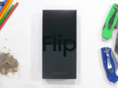 De Z Flip4. (Bron: JerryRigEverything via YouTube)