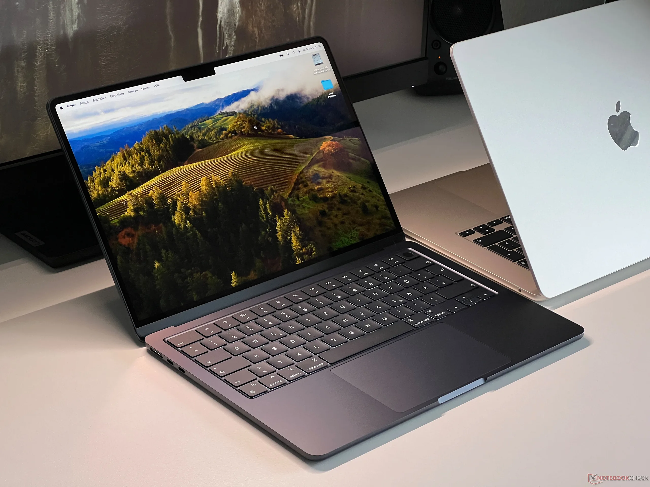Apple MacBook Air 13 M3 review - Een stuk sneller en met Wi-Fi 6E