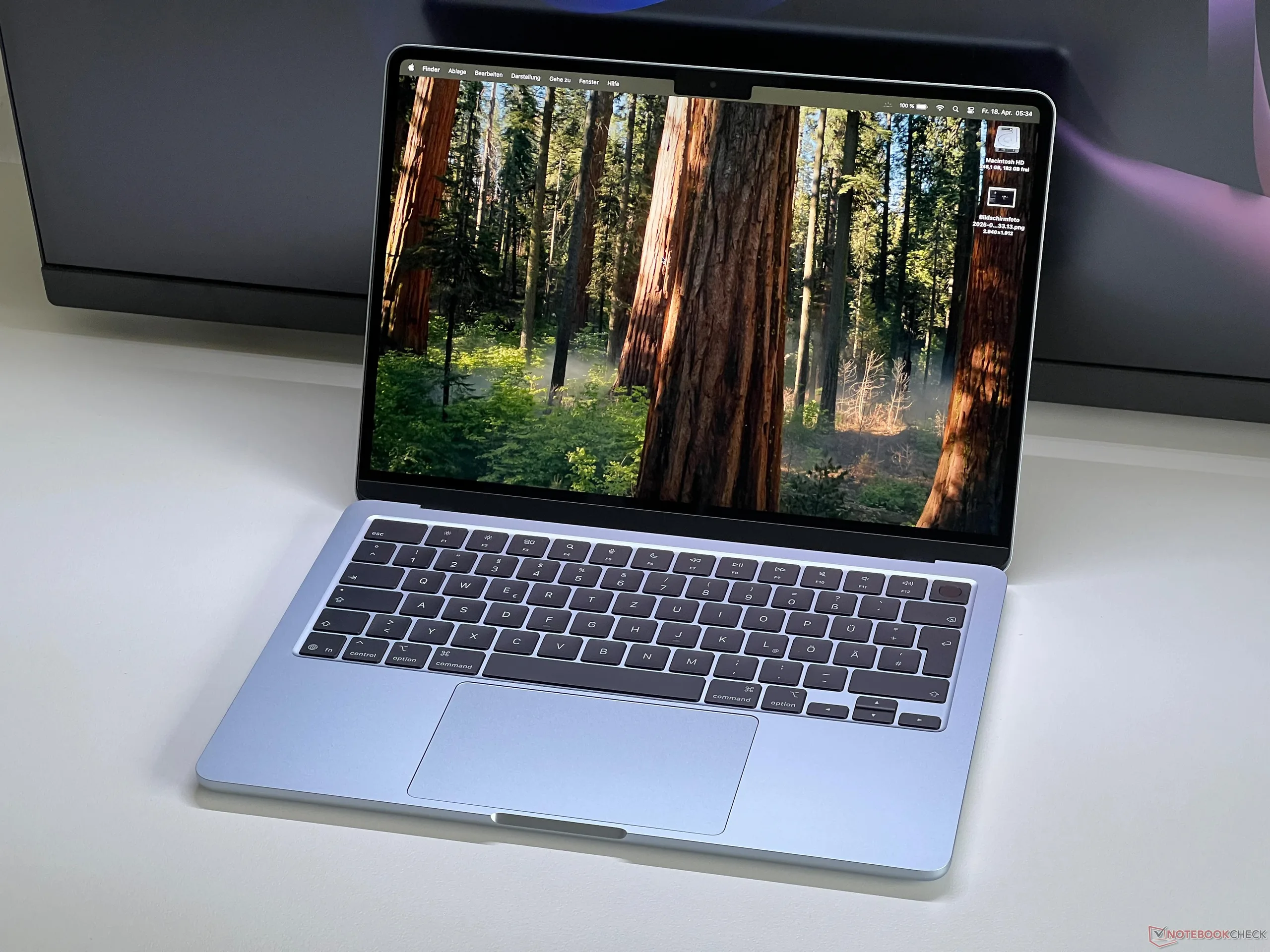 Apple MacBook Air 13 M5 - Notebookcheck.nl